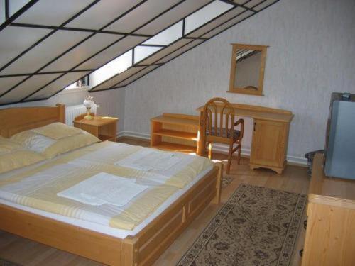 Sziget Hotel&Restaurant Tarján Comodidades foto